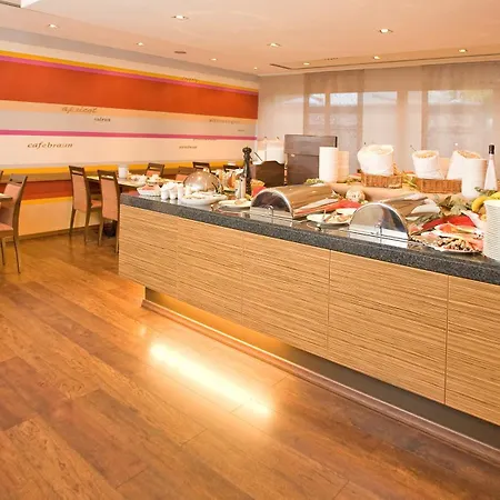 Mercure Hotel Koeln Belfortstrasse-2